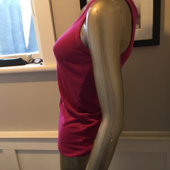 NWOT SPLENDID TANK TO FUSHIA M NEVER WORN - Picture 3 of 6